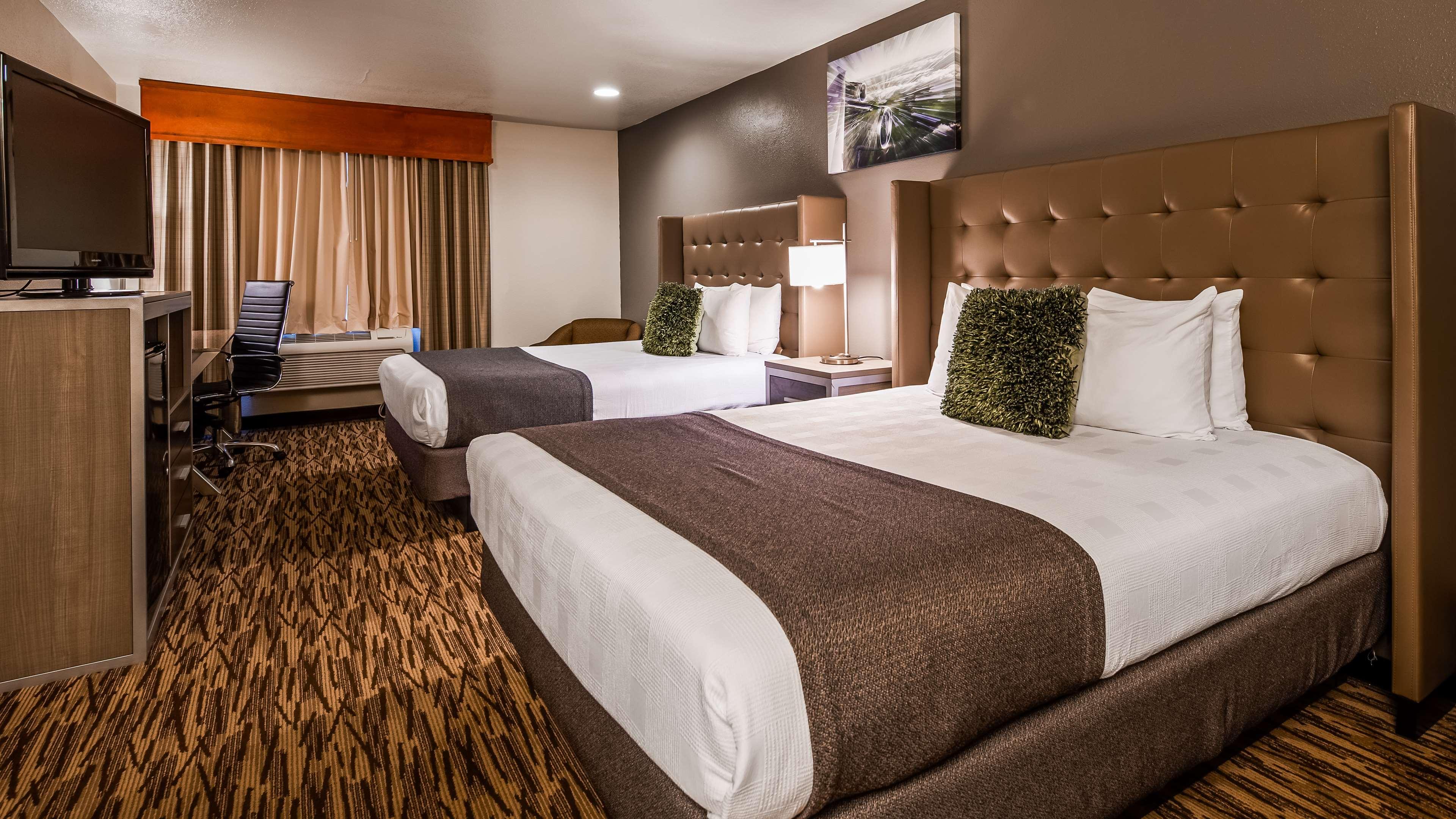 Best Western Plus Peppertree Airport Inn Airway Heights Esterno foto