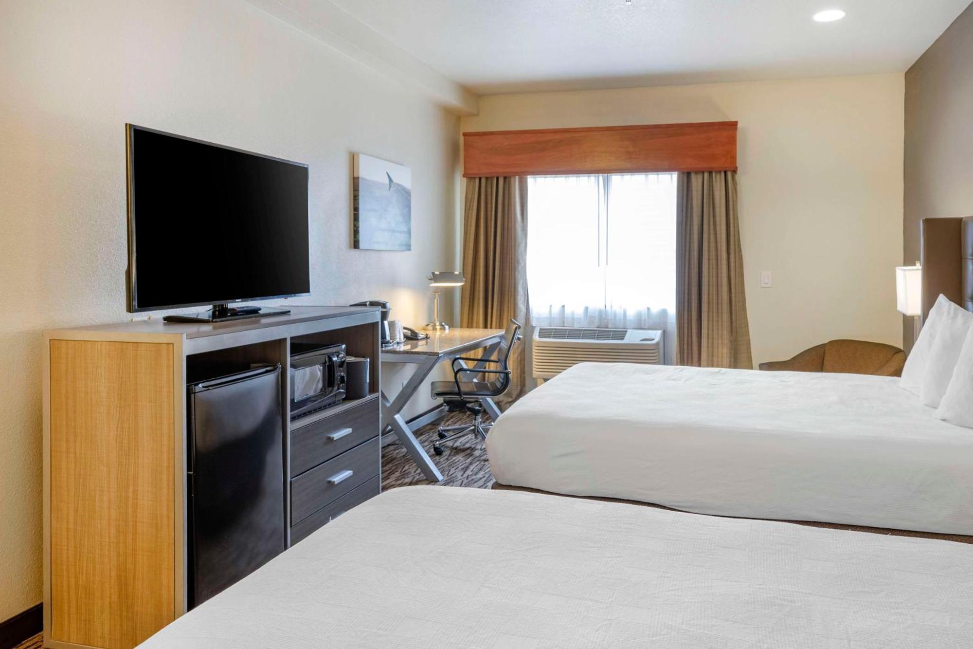 Best Western Plus Peppertree Airport Inn Airway Heights Esterno foto