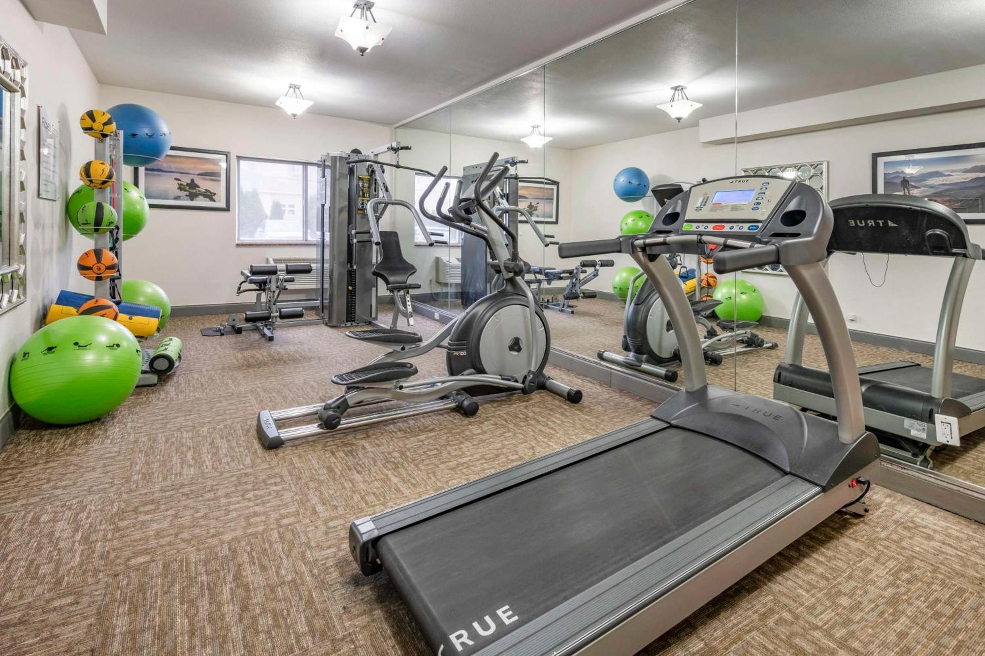 Best Western Plus Peppertree Airport Inn Airway Heights Esterno foto