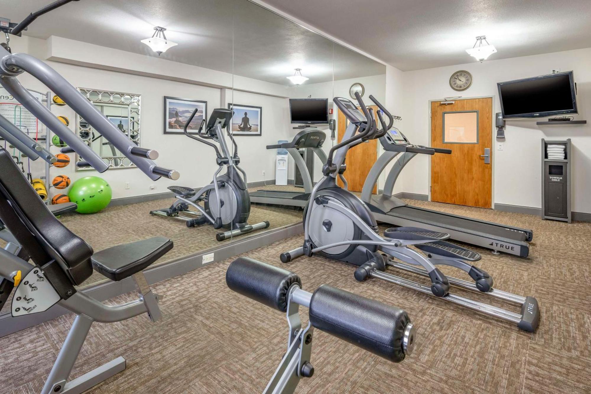 Best Western Plus Peppertree Airport Inn Airway Heights Esterno foto