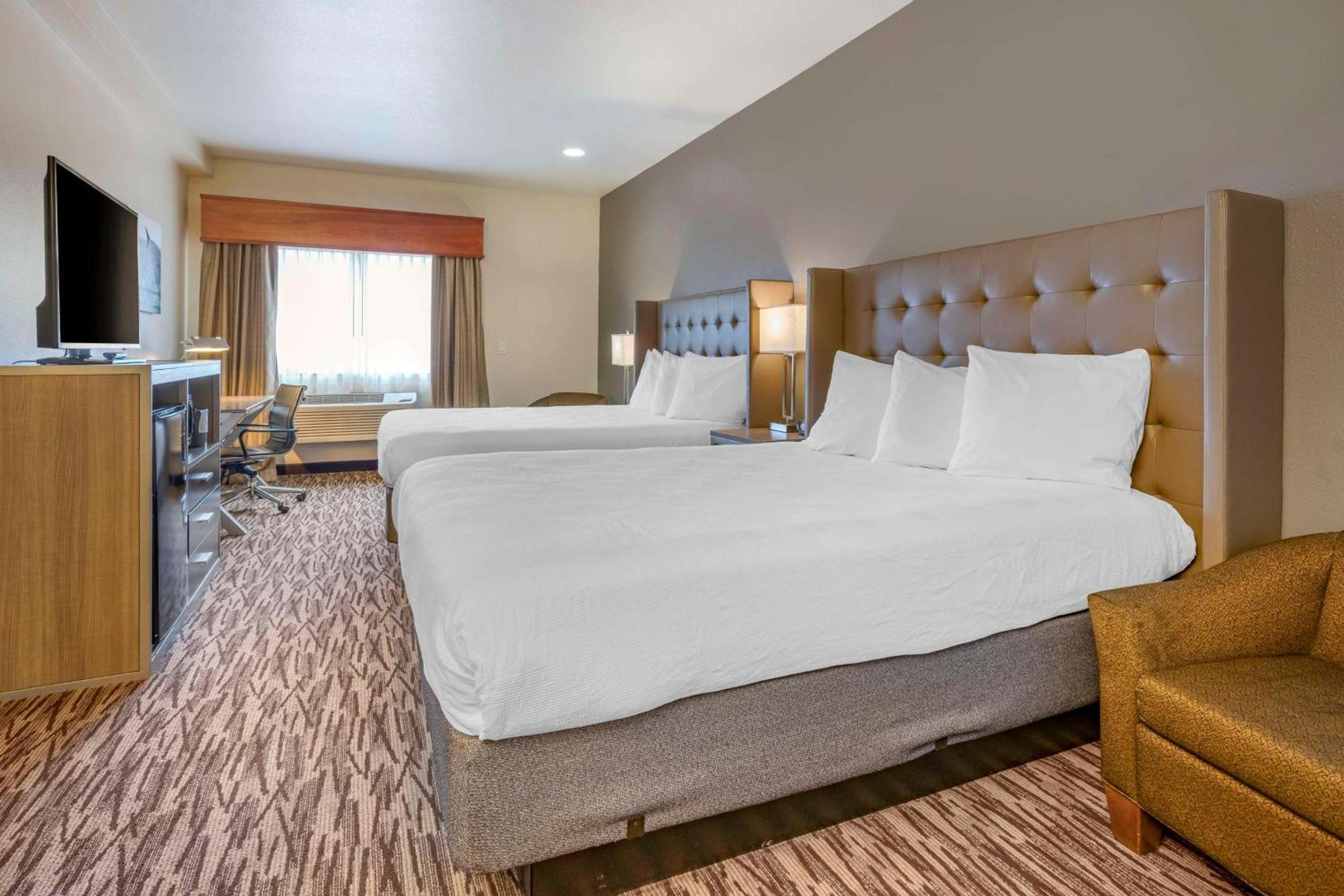 Best Western Plus Peppertree Airport Inn Airway Heights Esterno foto